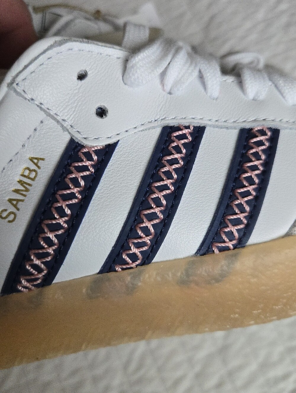 Adidas Samba Sambae Women 7.5 White Navy Bkue Stitch Leather Suede 0926 - Picture 6 of 9
